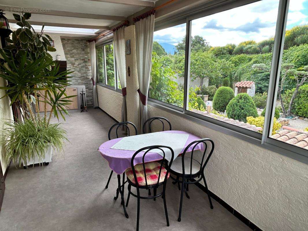 Maison à VAISON-LA-ROMAINE