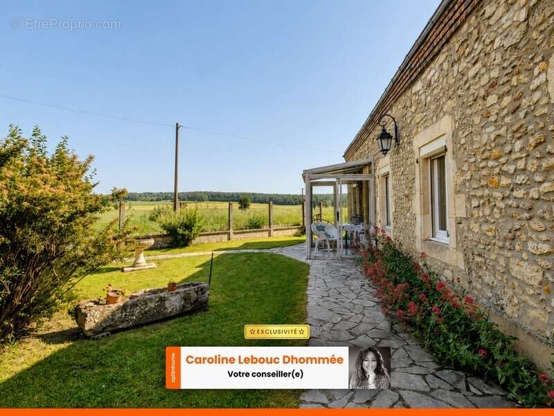 Maison en pierre avec grange et jardin arboré – Vue campagne - photo 4