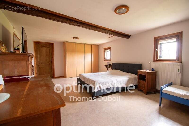 Maison de campagne semi plain-pied sur plus de 5 800 m² - photo 6