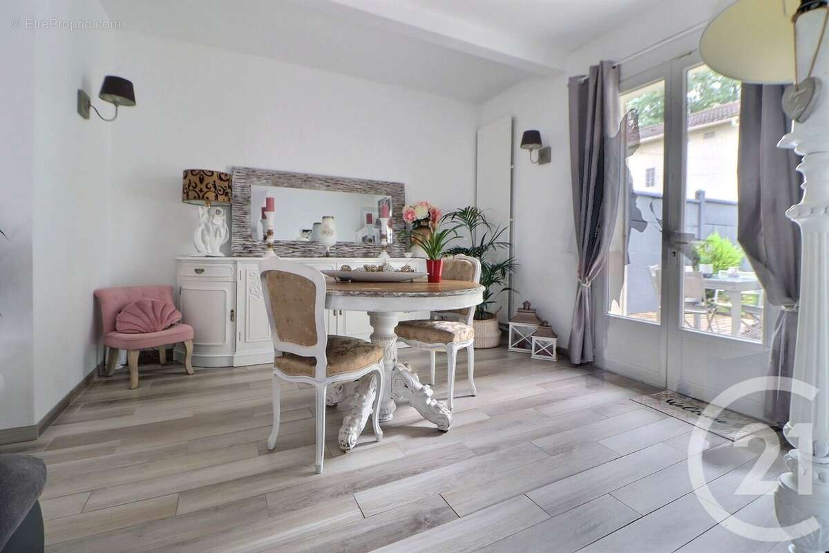 Maison à AULNAY-SOUS-BOIS