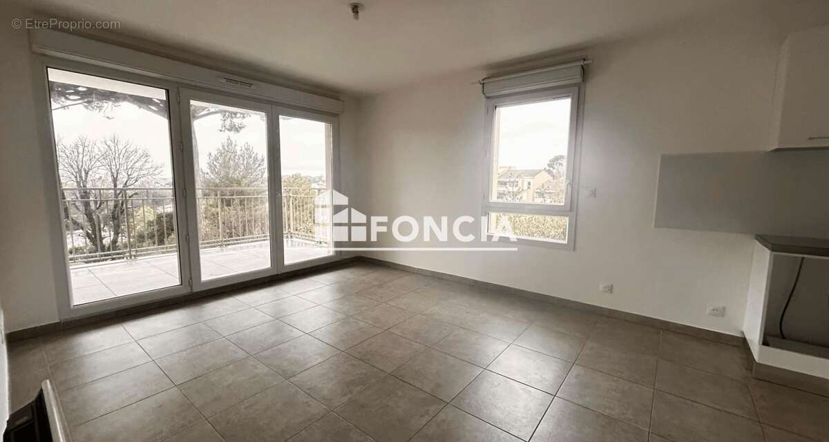 Appartement à MARSEILLE-9E