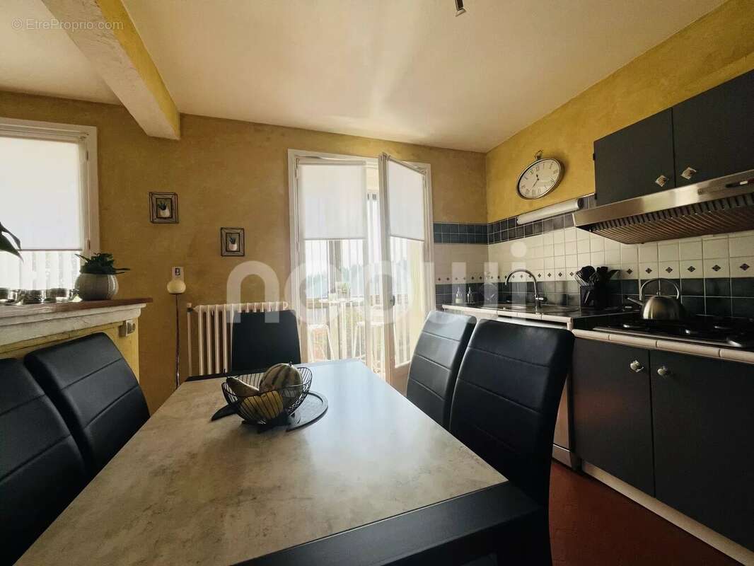 Maison à CHATELGUYON