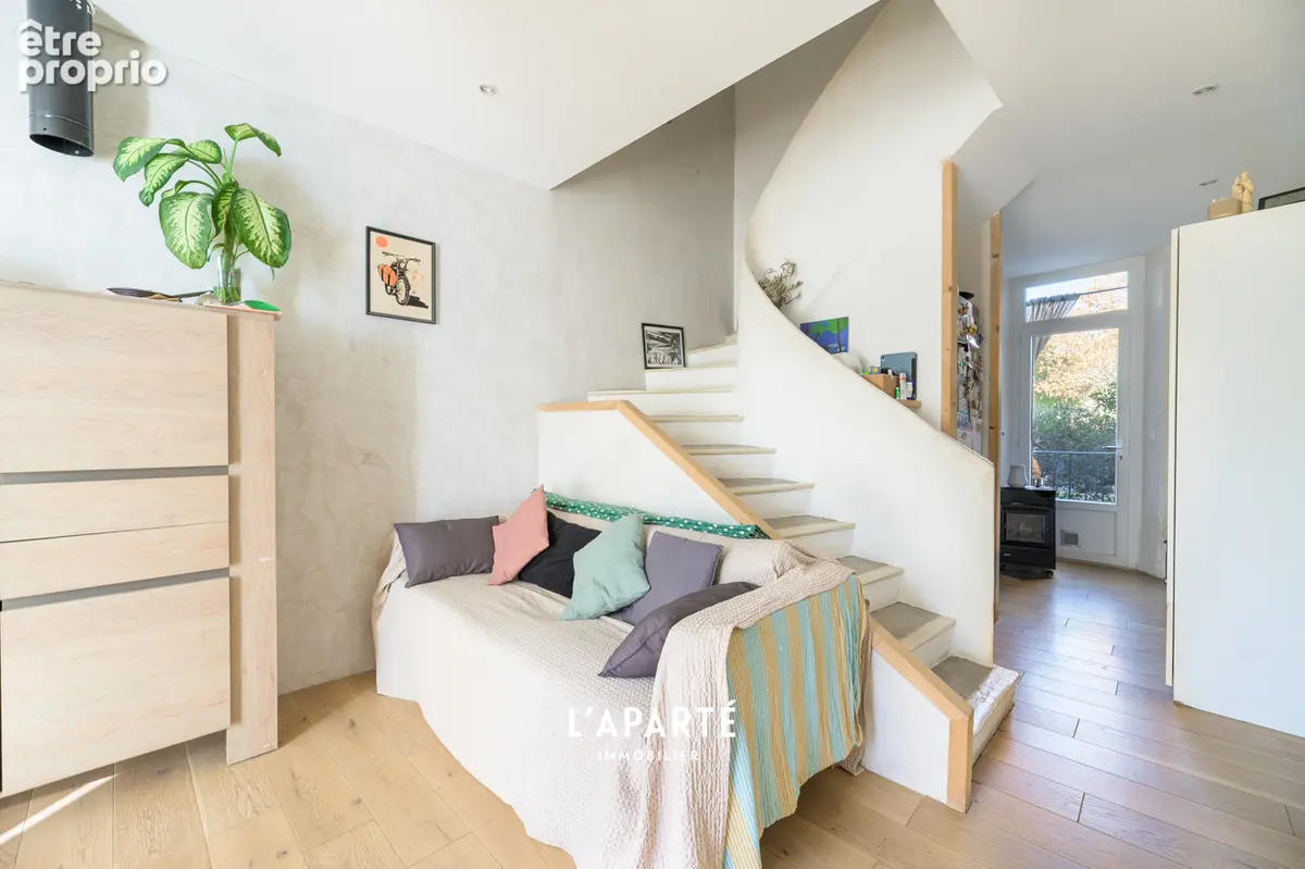 Maison de Village avec Extérieurs 70 +25 m2 aménagé. - photo 2