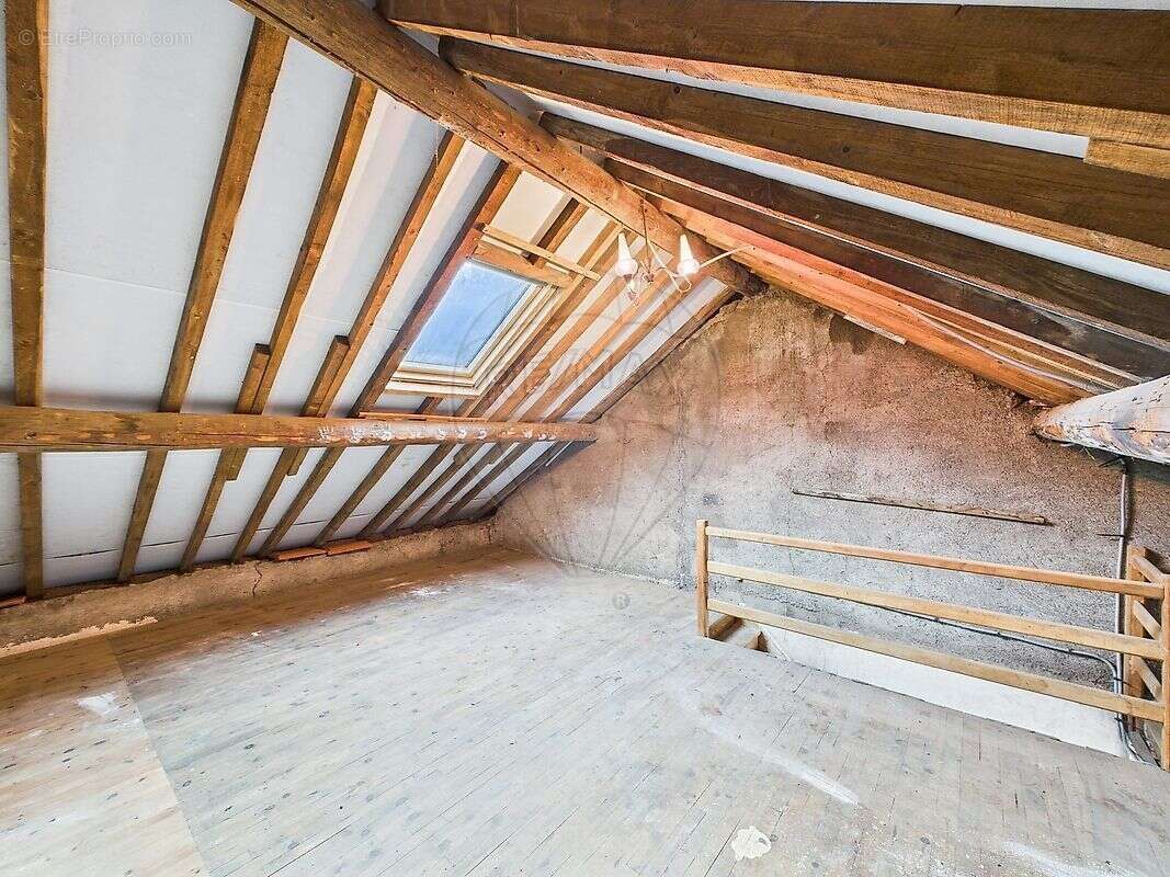 Maison à HAUCOURT-MOULAINE