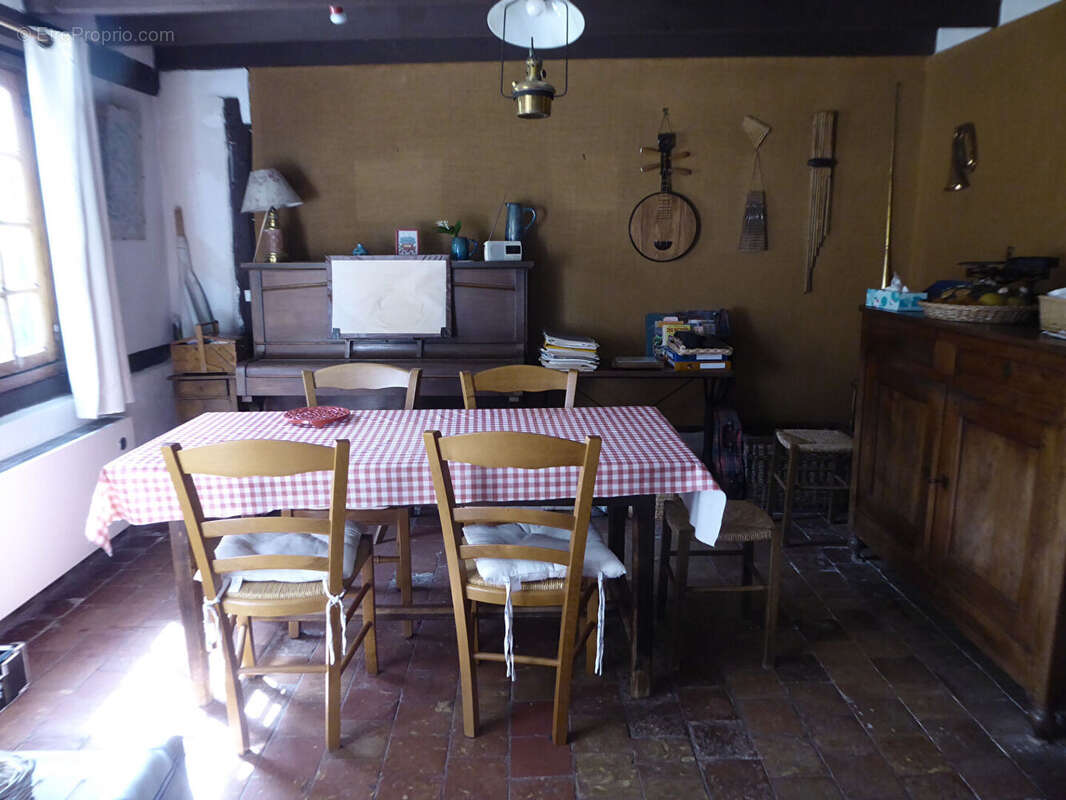 Maison à PONT-L'EVEQUE