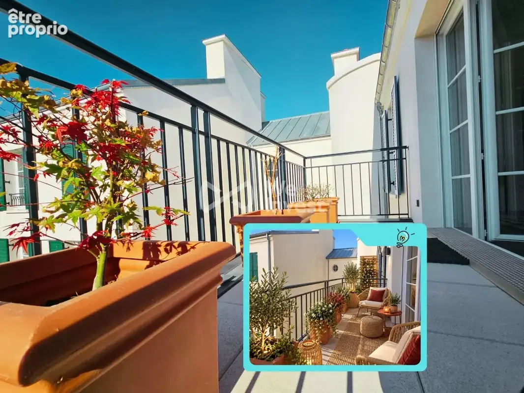 Balcon confortable sur jardin