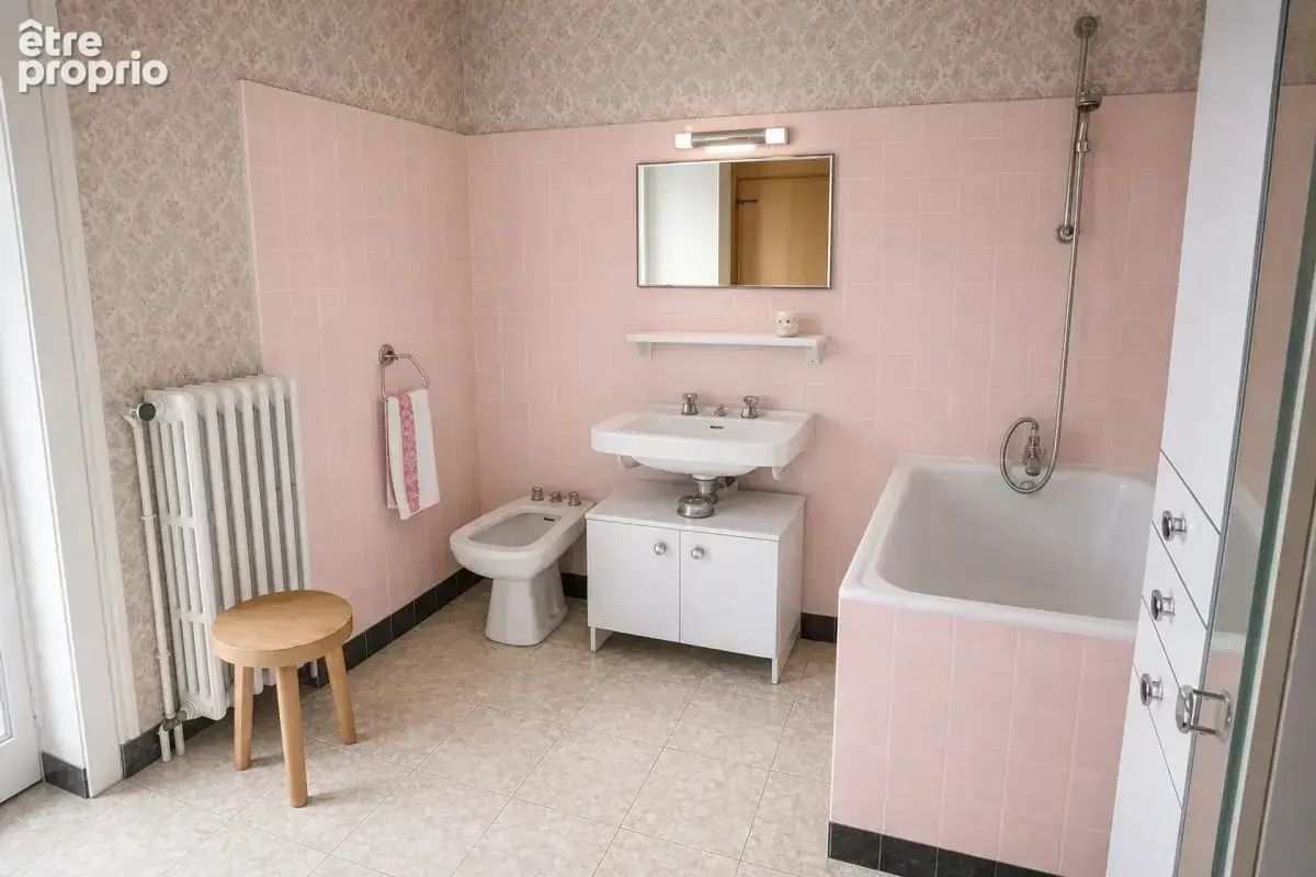 Élégante Maison Historique à Saint-Mathieu - photo 15