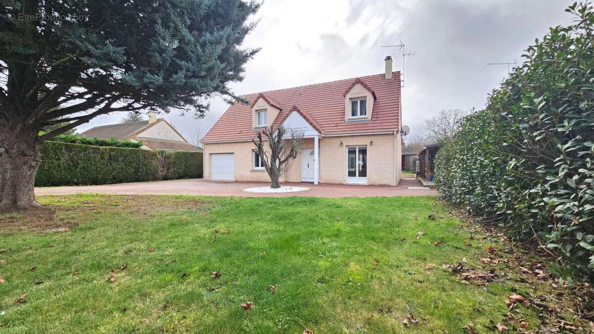 Maison à MONTFORT-L'AMAURY