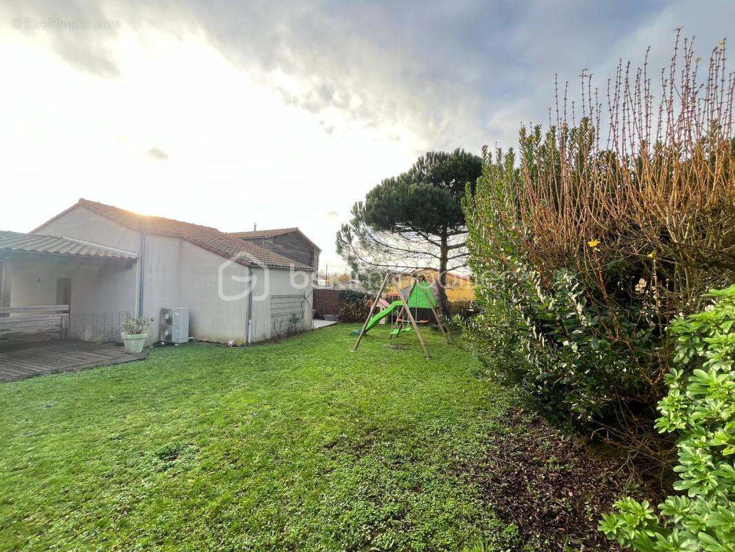 Maison à LE LOROUX-BOTTEREAU