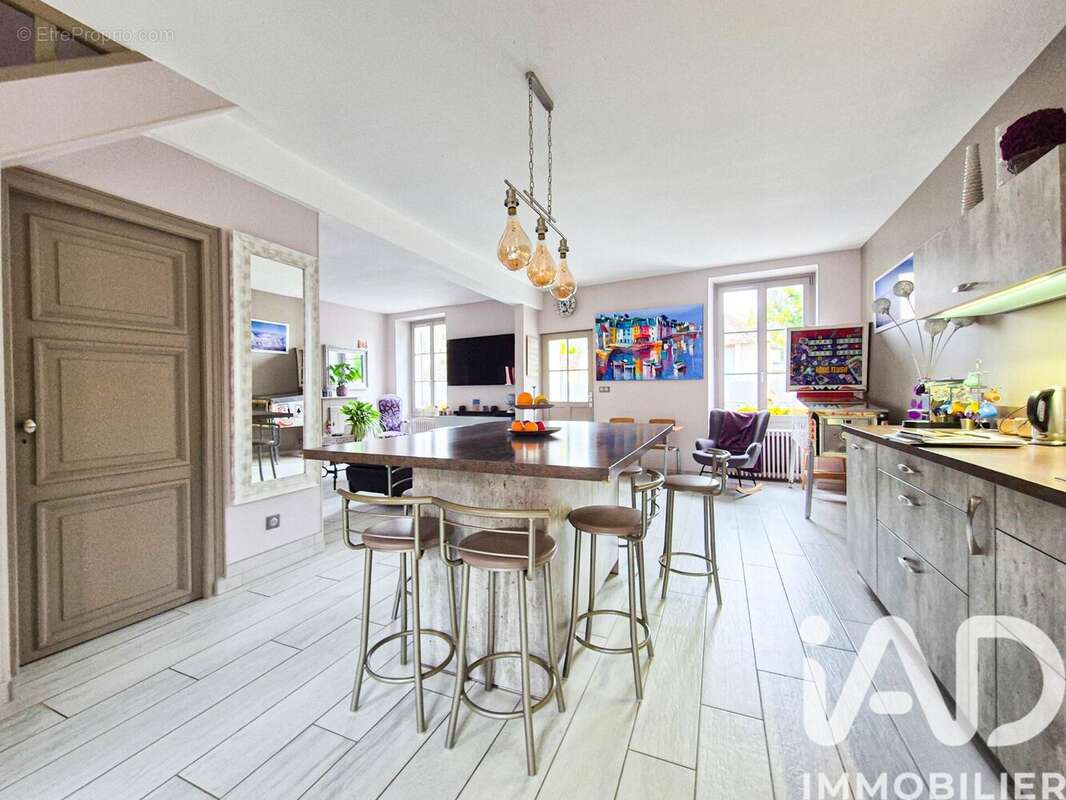 Photo 4 - Maison à HOUDAN