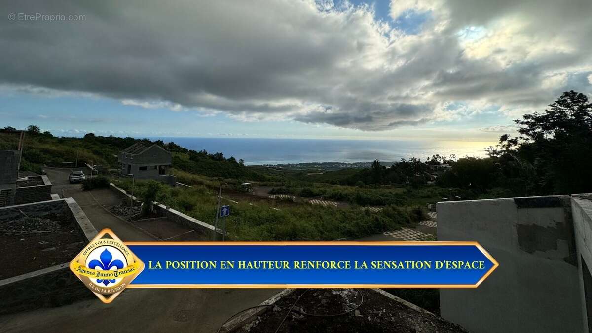 Terrain à SAINT-PAUL