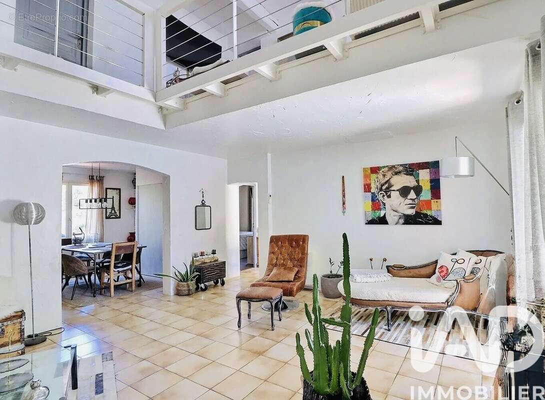 Photo 8 - Maison à FREJUS