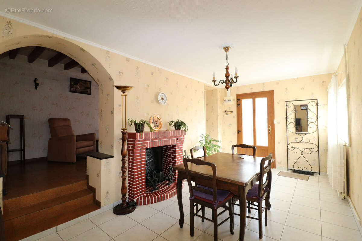 Maison à SAINT-GEORGES-SUR-EURE