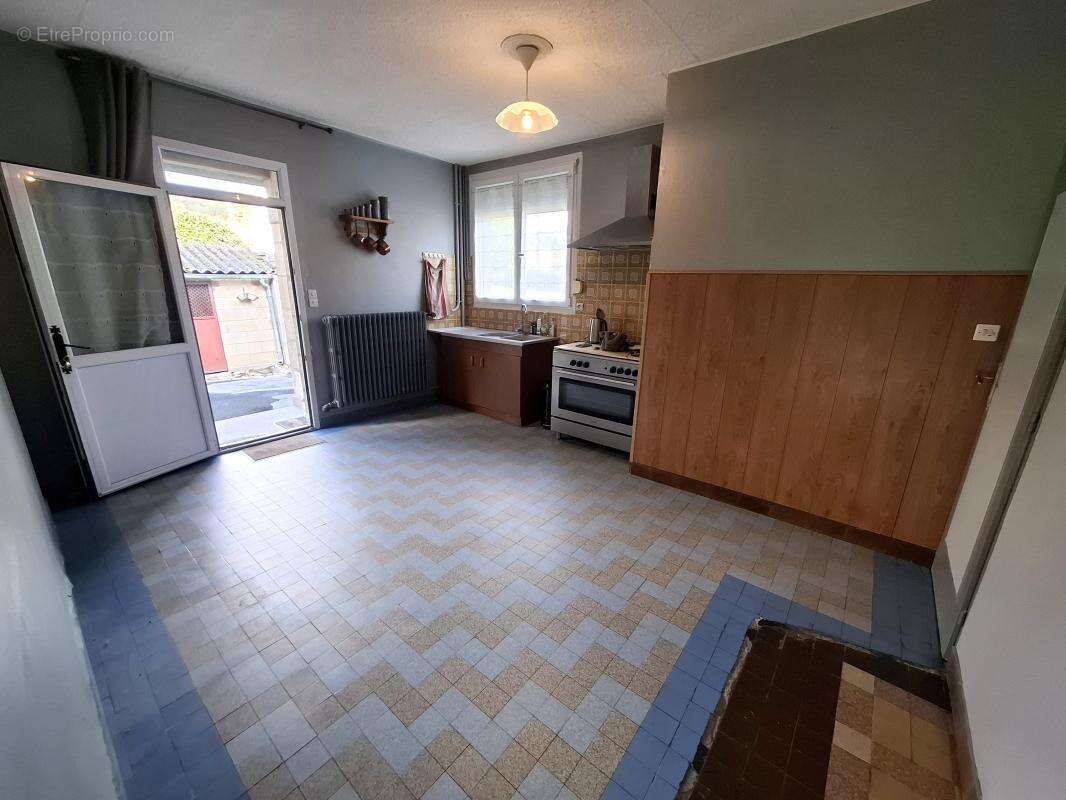 Maison à BERNEUIL-SUR-AISNE