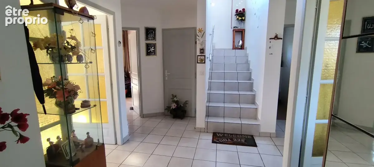 Maison de 195 m2 avec 5 chambres + combles carrelées + sous-sol complet - photo 5