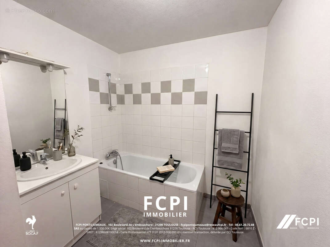 Appartement à LE HAILLAN