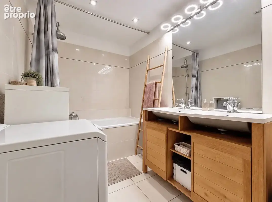 Vieux cannet rare ! t3 de 86 m2 sol refait dernier étage exterieurs garage cave 2673€/m2 - photo 6