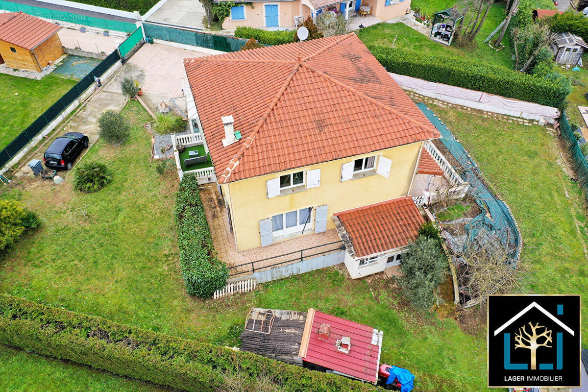 Maison à MONTLUEL