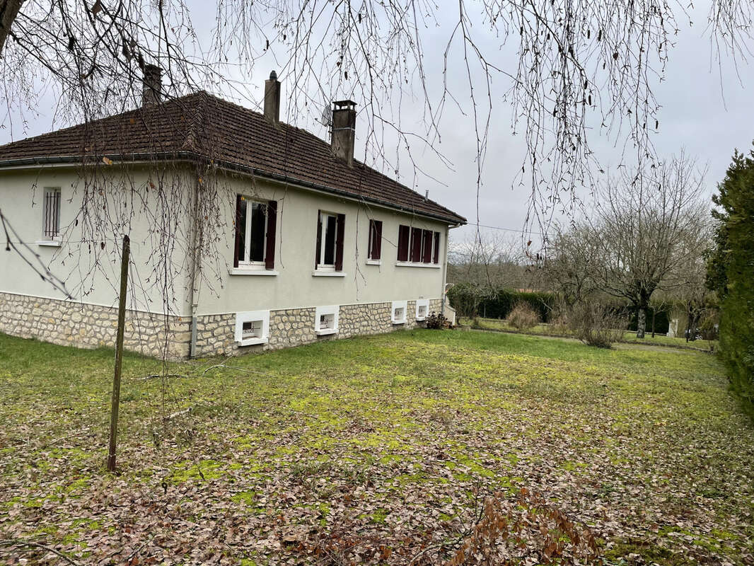 Maison à NEUVY-SUR-LOIRE