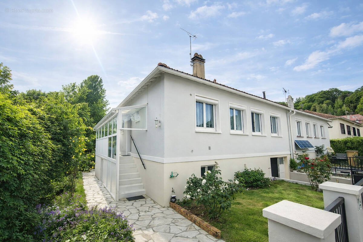Maison à VAUHALLAN