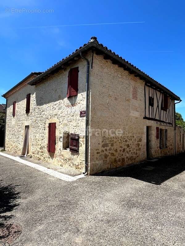 Maison à FLEURANCE
