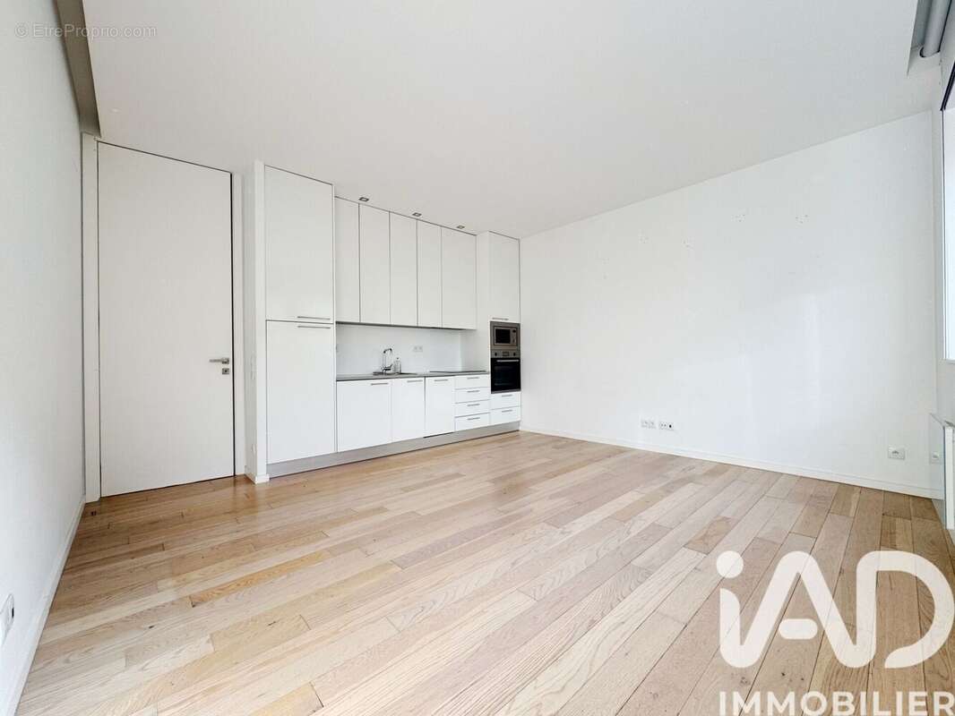 Photo 3 - Appartement à ISSY-LES-MOULINEAUX