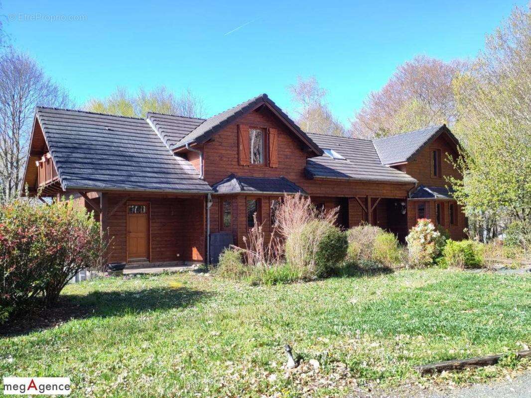 Maison à SAINT-CLEMENT