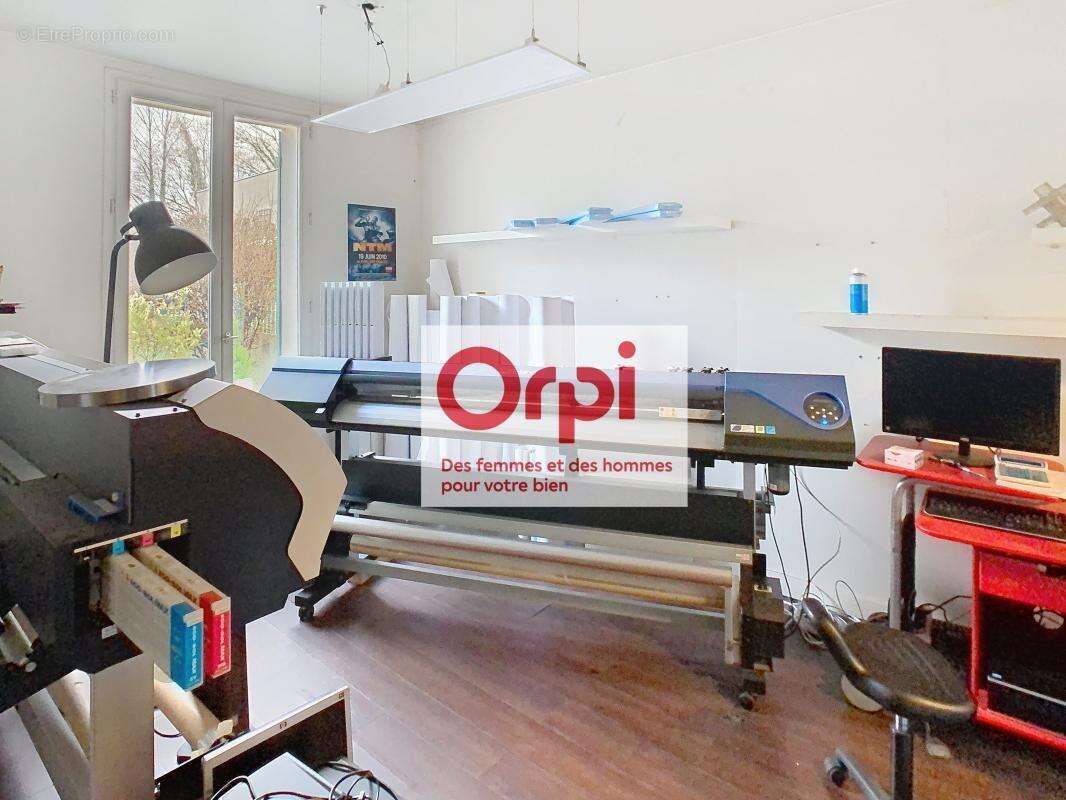 Maison à ISSY-LES-MOULINEAUX