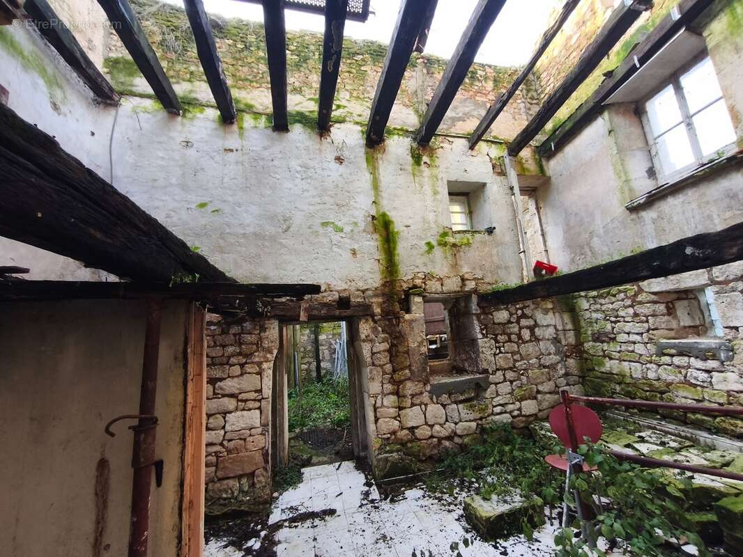 Maison 65 m² à Soyaux  - photo 216