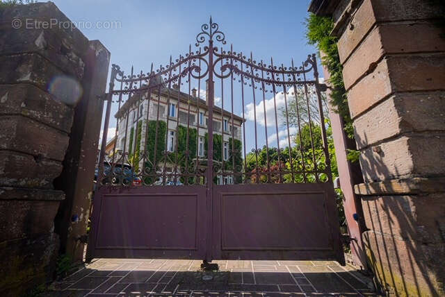 Maison à ETIVAL-CLAIREFONTAINE