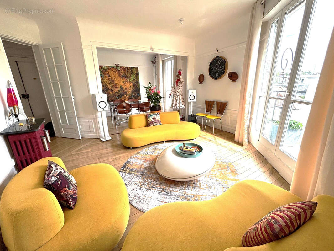 Appartement à ENGHIEN-LES-BAINS