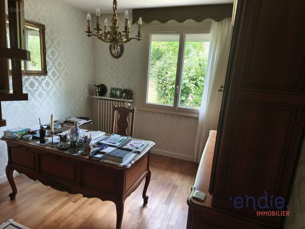 Maison à COSNE-D'ALLIER