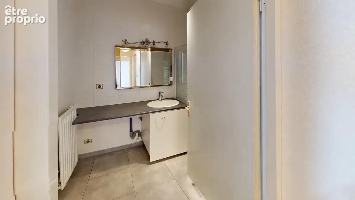 LYON 3e   T3 72,85 m2 avec loggia + cave   Garage possible - photo 4