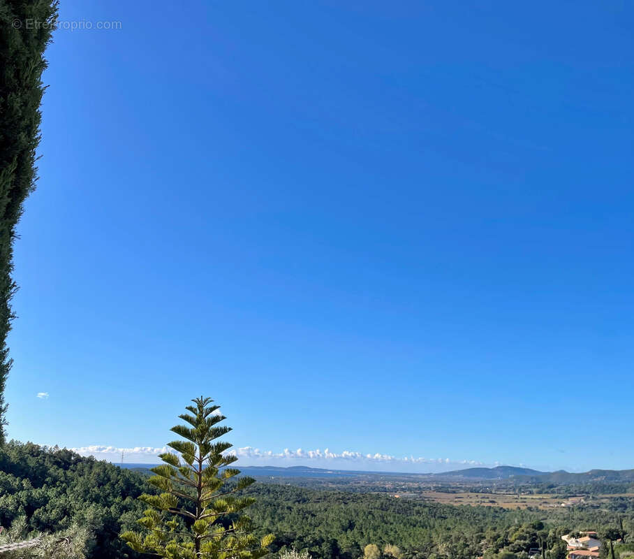 Maison à LA LONDE-LES-MAURES