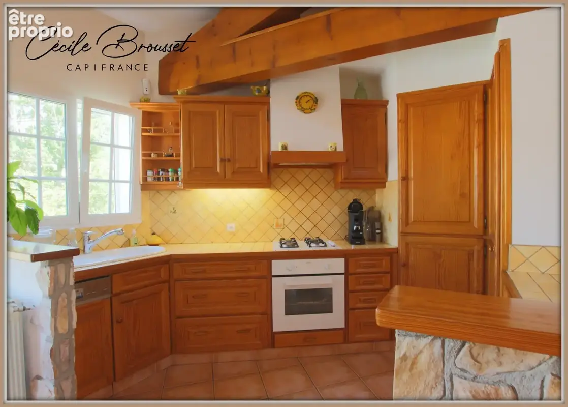 Saint-laurent-de-cerdans – ensemble immobilier de caractère – deux maisons, multiples projets - photo 13