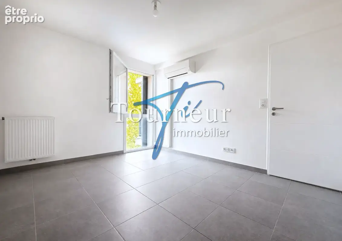 Le castellet standing 2020 beau t2 dernier etage ascenseur vue degagee - photo 7