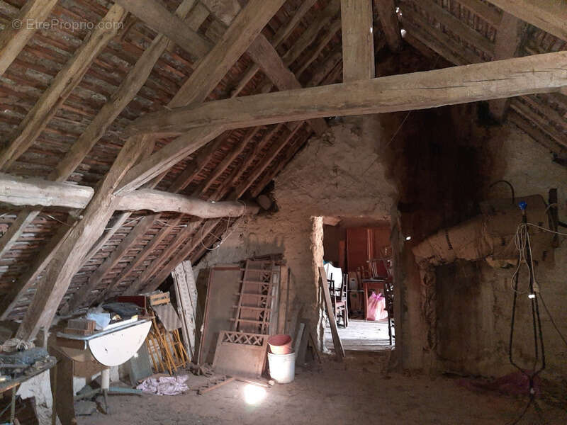 Maison à CLESSY
