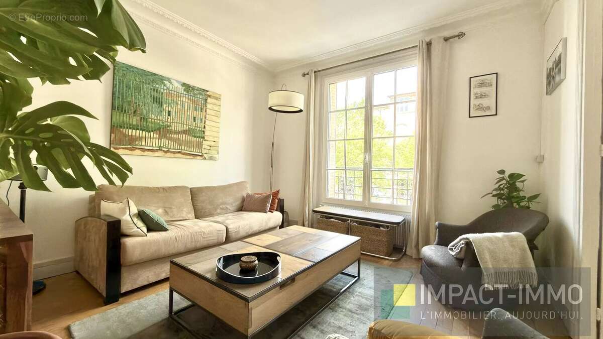 Appartement à ASNIERES-SUR-SEINE