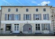 Maison à VILLEFAGNAN