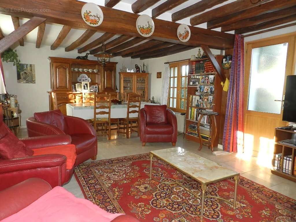 Maison à SAINTE-MARGUERITE-DE-VIETTE