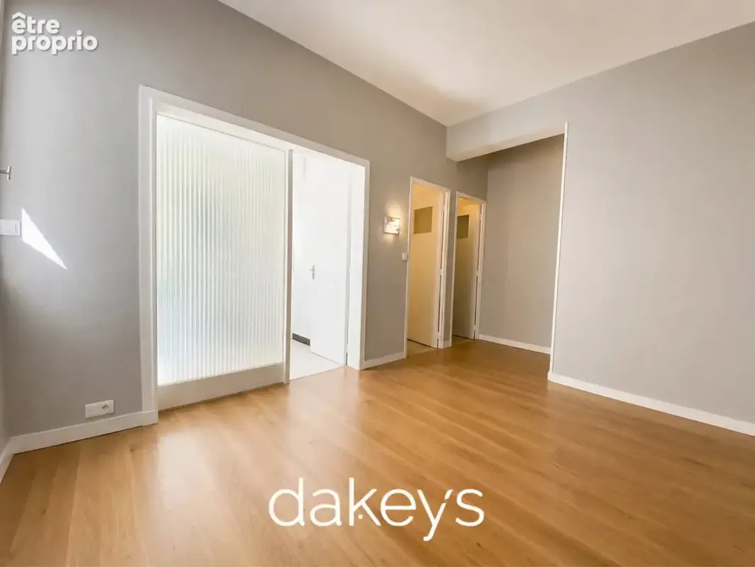 Appartement à MARSEILLE-6E