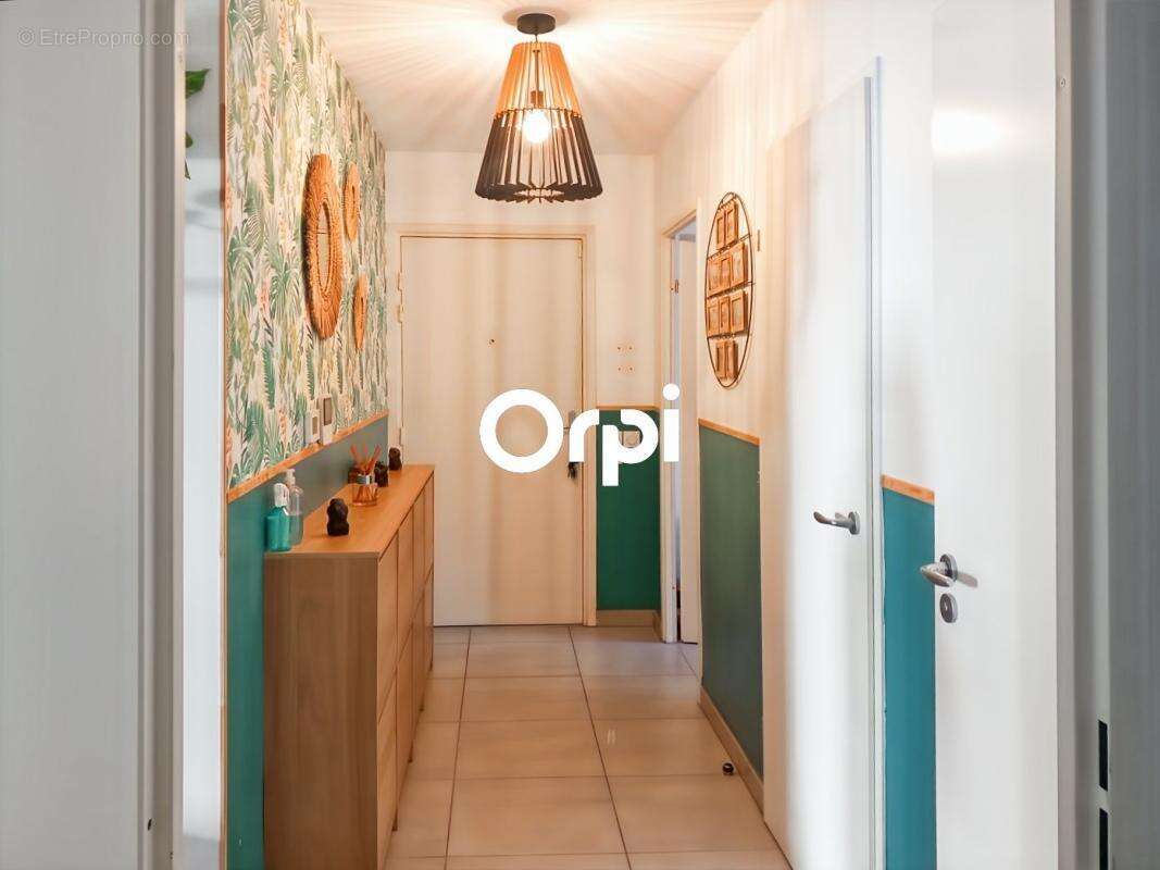 Appartement à MARSEILLE-9E