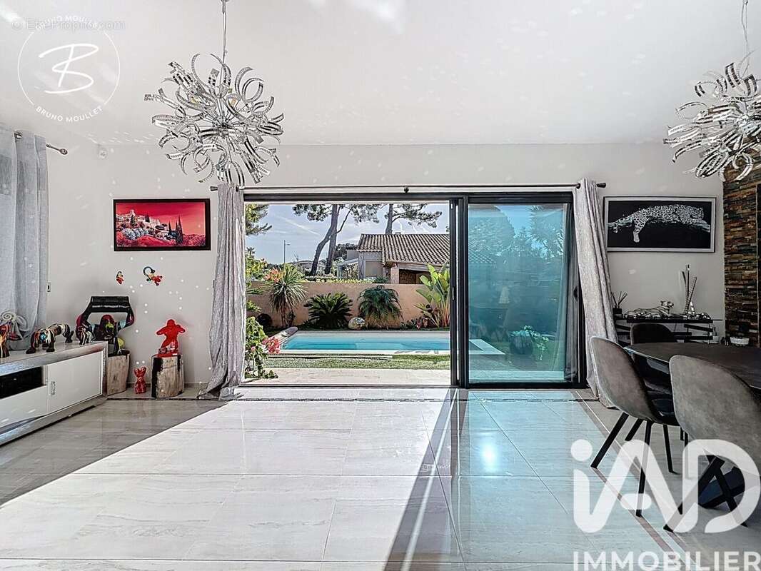 Photo 3 - Maison à SIX-FOURS-LES-PLAGES