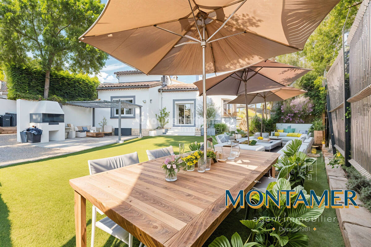 Maison à SAUSSET-LES-PINS