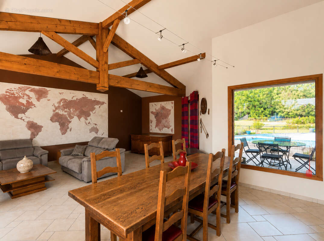 Maison familiale de 150 m2 avec piscine à Bergerac - photo 6