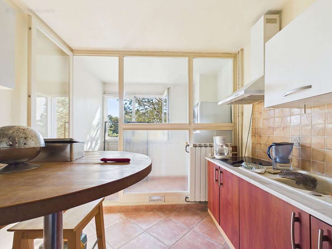 Appartement à VILLENEUVE-LES-AVIGNON