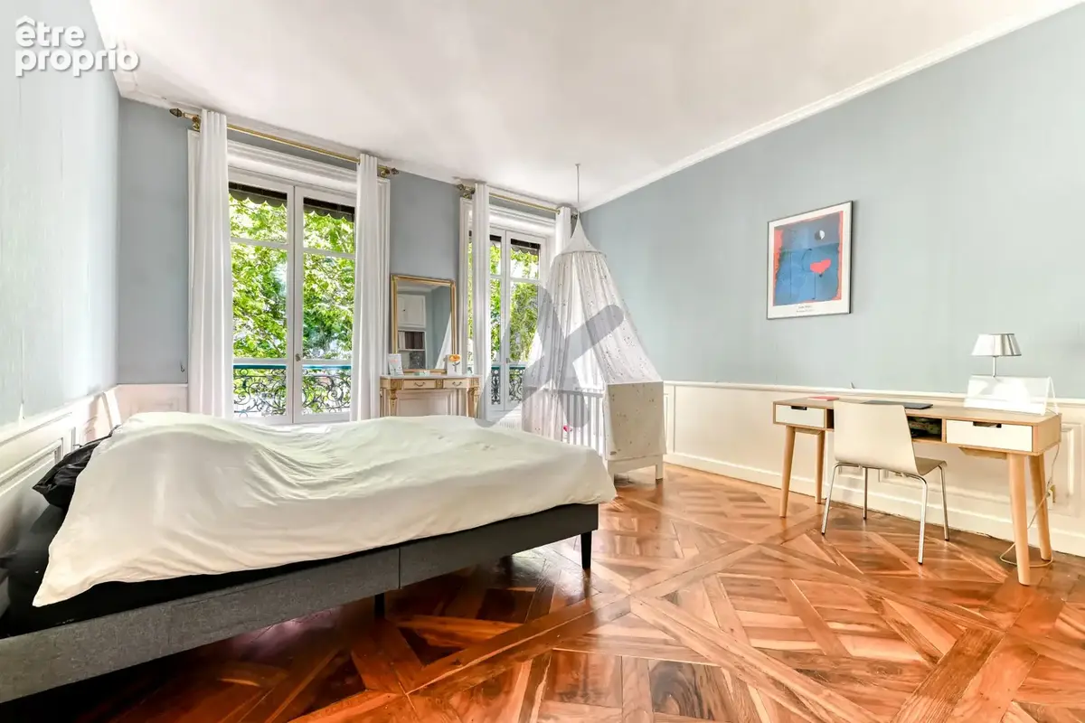 Lyon 6 - Foch: Un appartement en étage élevé de 81m2, 2 chambres, alcôve, climatisé. - photo 7
