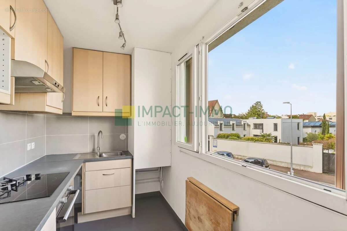 Appartement à NANTERRE