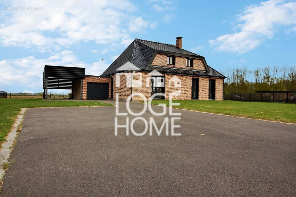 Maison à RICHEBOURG