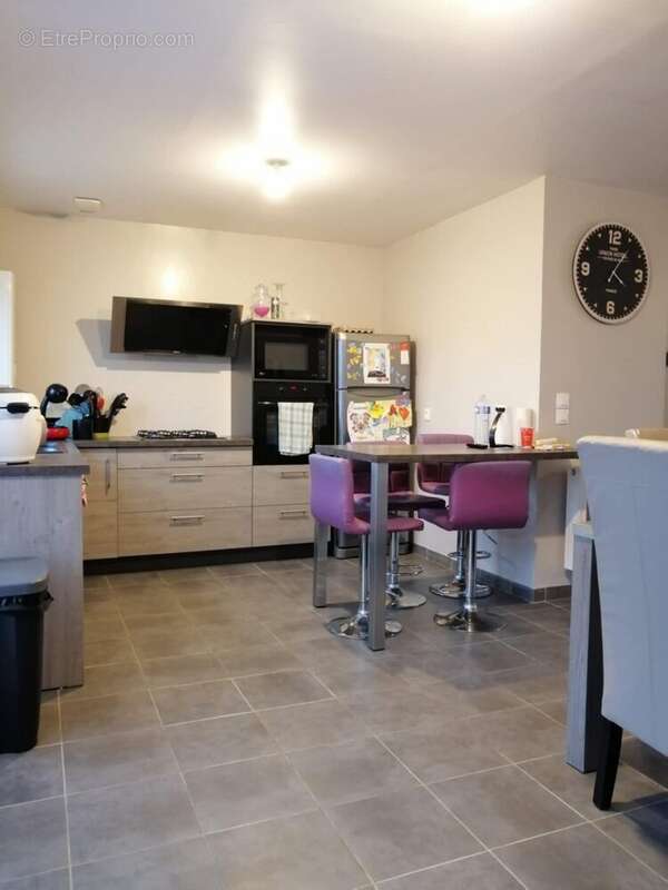 Maison à MOY-DE-L'AISNE